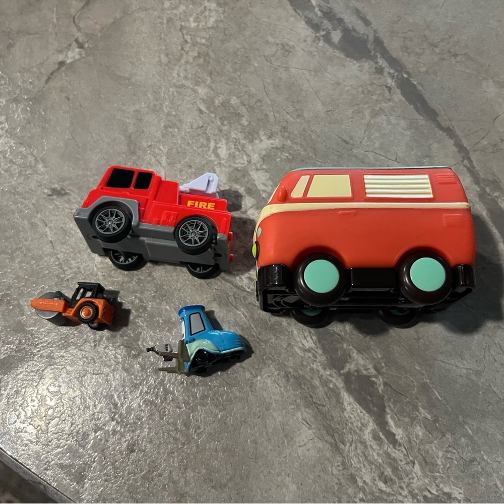Assorted Toy Vehicle Set(12 Pcs.) - Picture 5 of 7